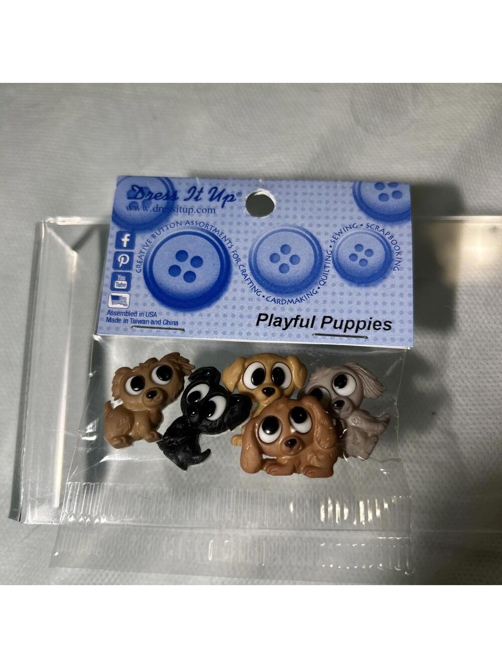 Dress It Up Playful Puppies Novelty Craft Cards Cake Making 5 Buttons Dogs